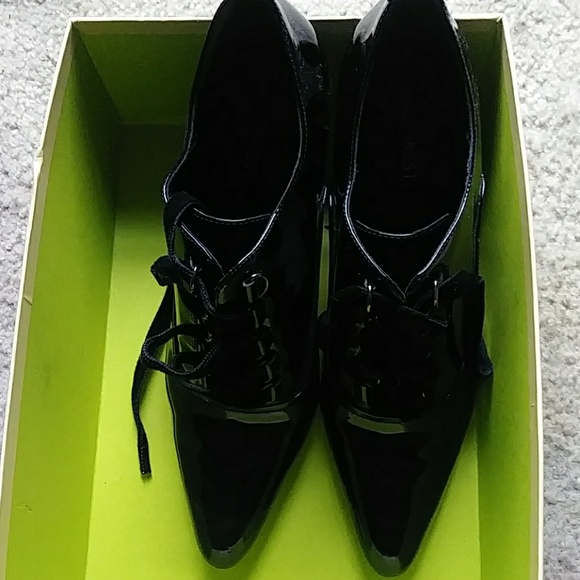 Heel boot - Picture 2 of 3